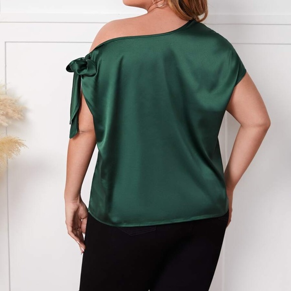 Green Off Shoulder Tie Satin Top - Picture 7 of 8